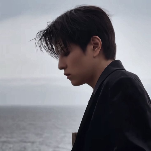 Seungmin gallery image