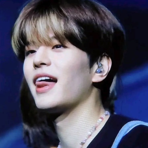 Seungmin gallery image