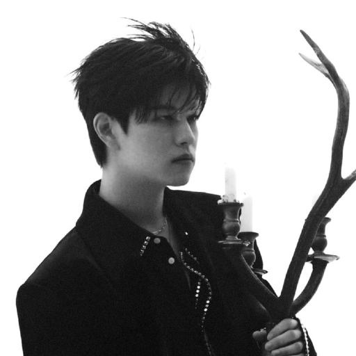 Seungmin gallery image