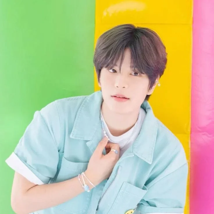 Seungmin gallery image