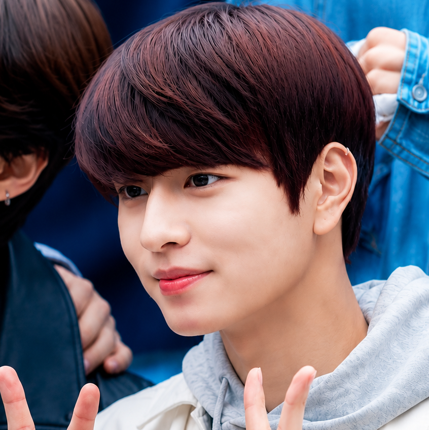 Seungmin gallery image
