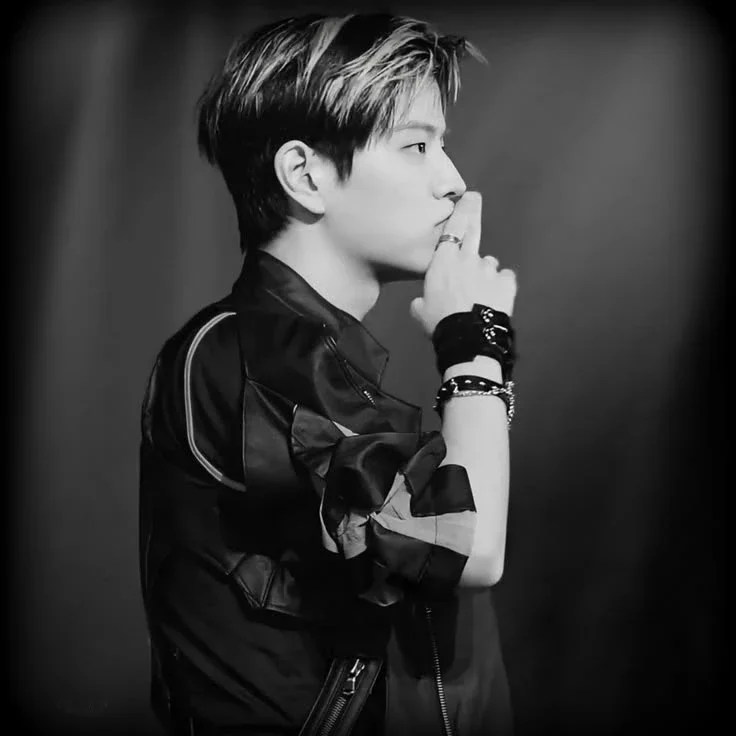 Seungmin gallery image
