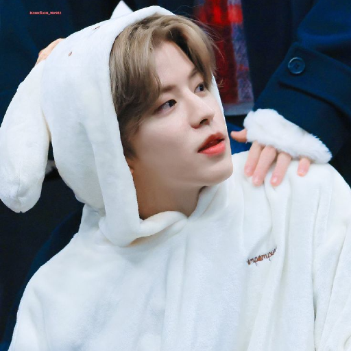 Seungmin gallery image