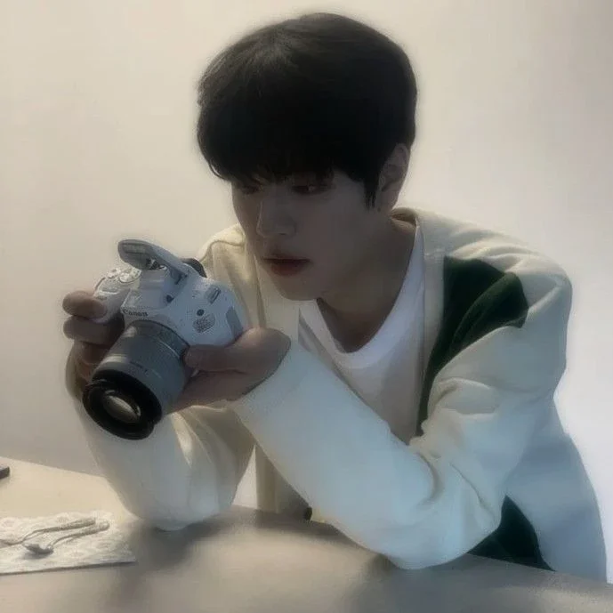 Seungmin gallery image