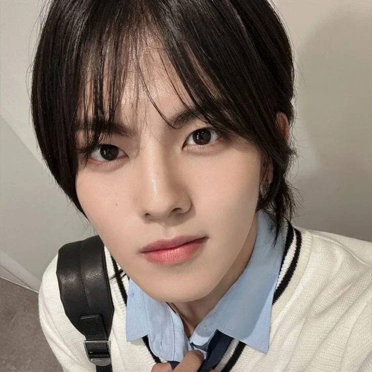 Hyunyeop gallery image
