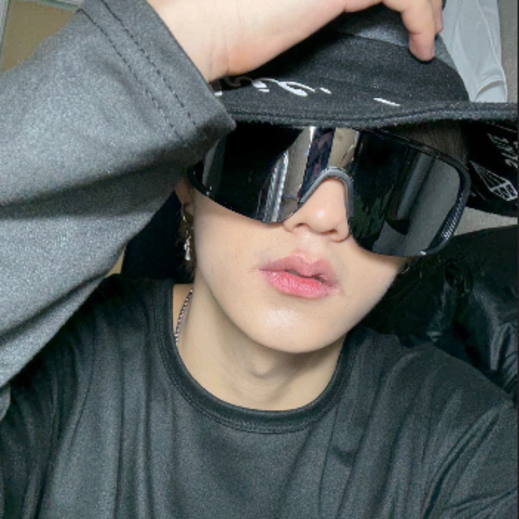 Choi Woojin gallery image