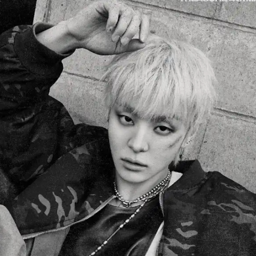 Park Jihoon gallery image