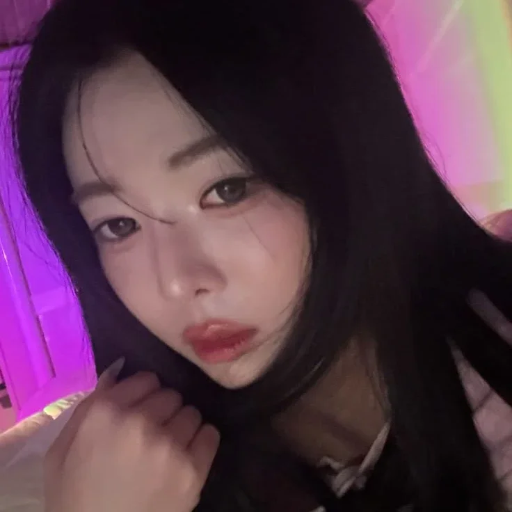 DaHyun gallery image