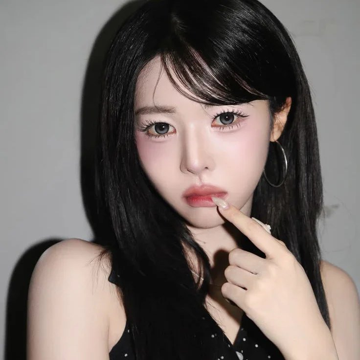 DaHyun gallery image