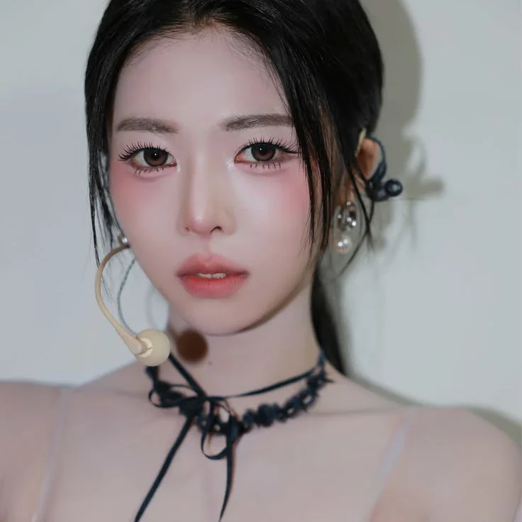 DaHyun gallery image