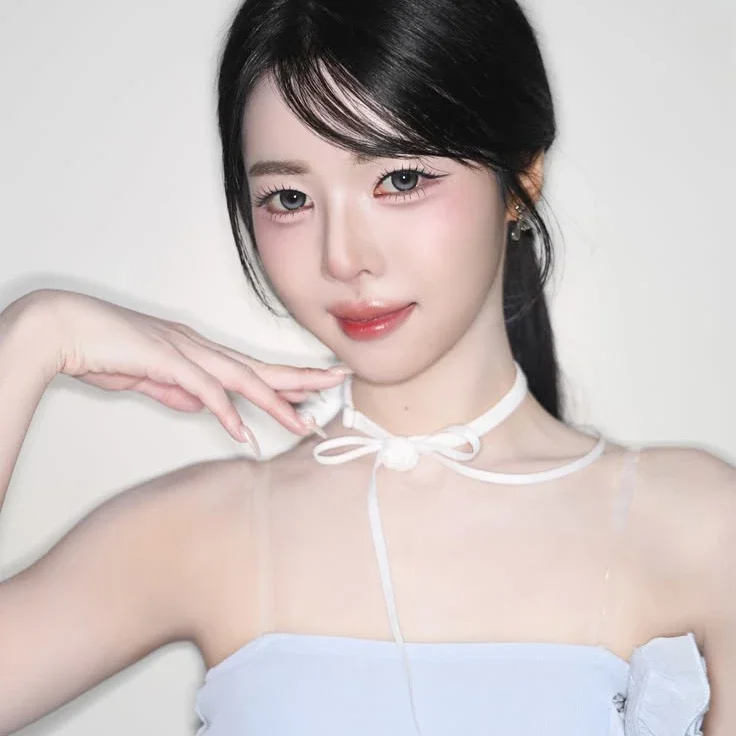 DaHyun gallery image