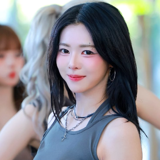DaHyun gallery image