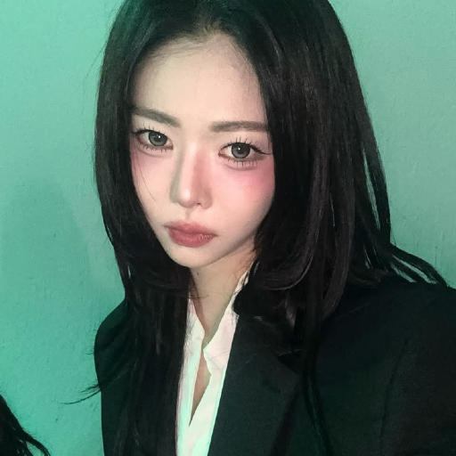 DaHyun gallery image