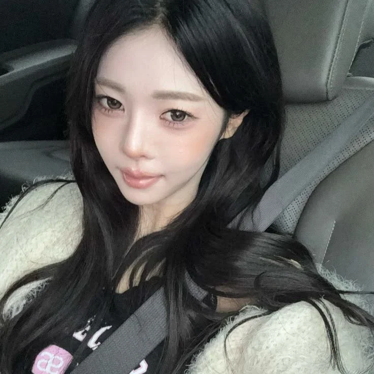 DaHyun gallery image
