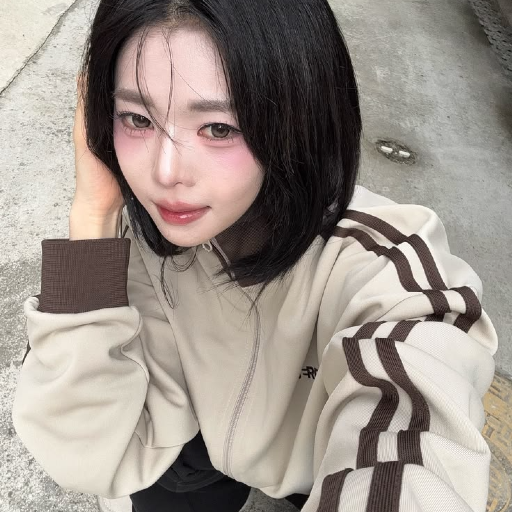 DaHyun gallery image