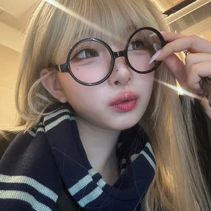 HaYeon gallery image