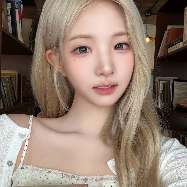 HaYeon gallery image