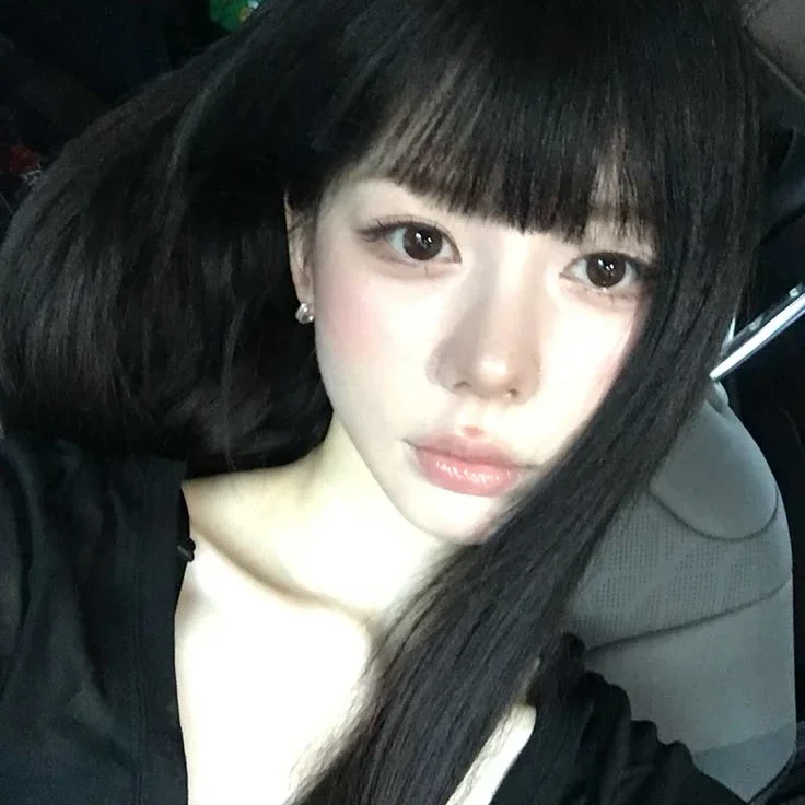 HyeRin gallery image