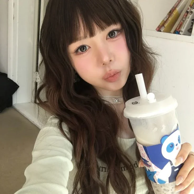HyeRin gallery image
