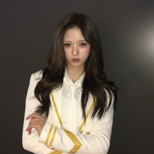 JiWoo gallery image
