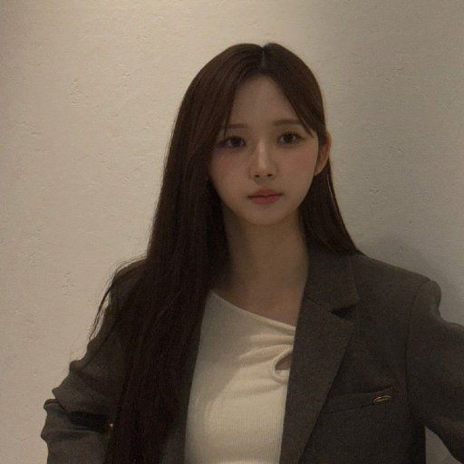 JiWoo gallery image