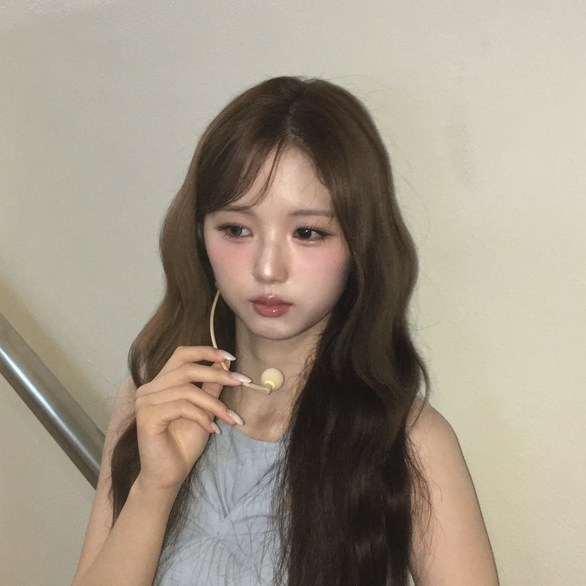 JiWoo gallery image