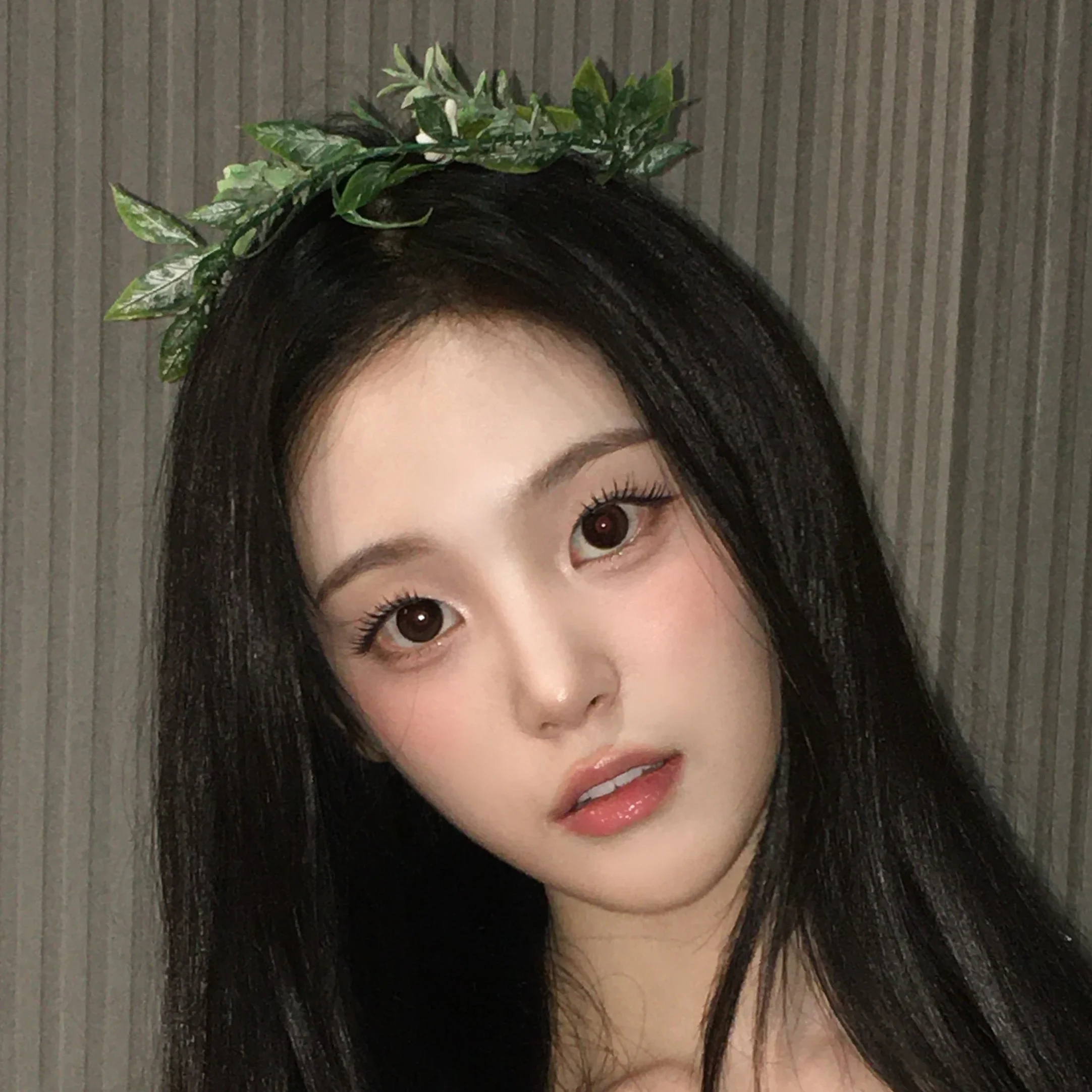 JiYeon gallery image
