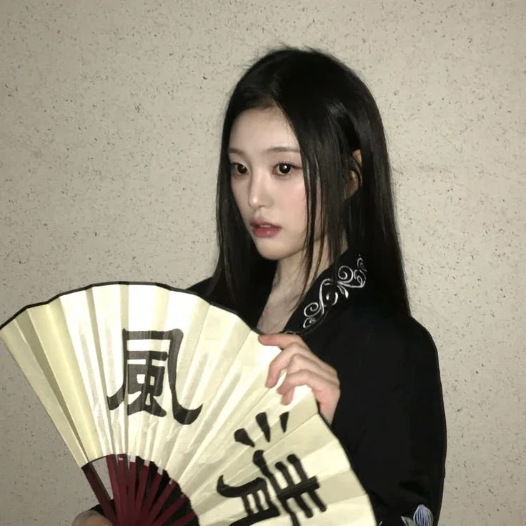 JiYeon gallery image