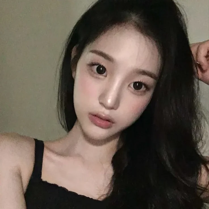 JiYeon gallery image