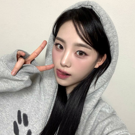 JiYeon gallery image