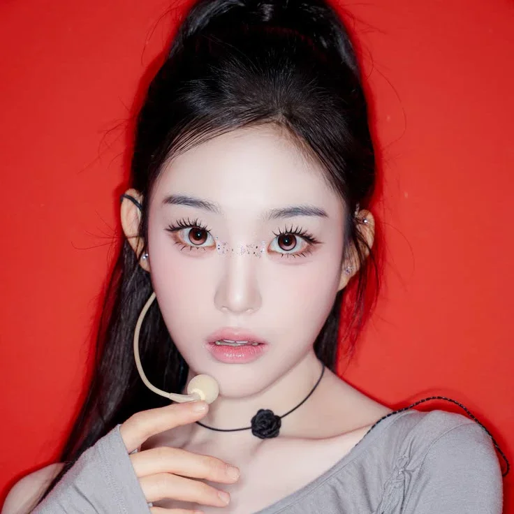 JiYeon gallery image