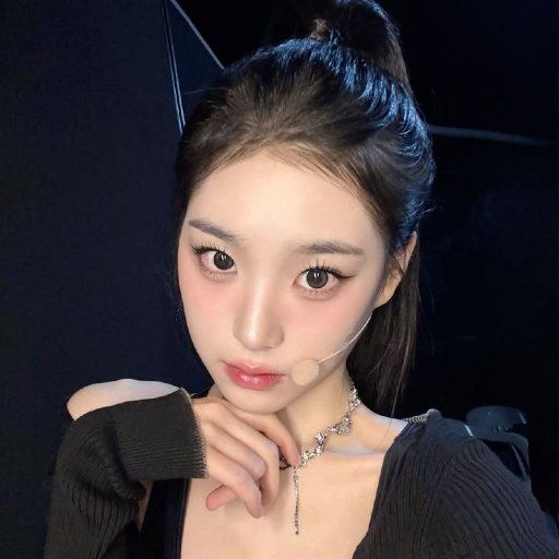 JiYeon gallery image