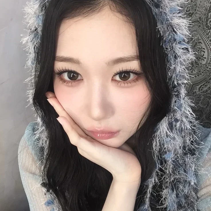 Kaede gallery image