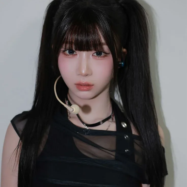 Kaede gallery image