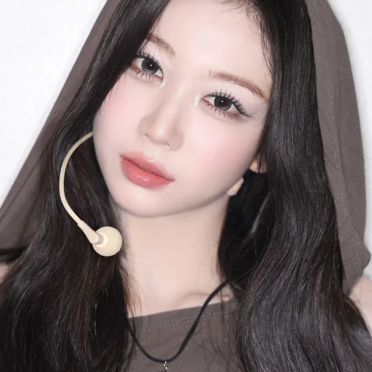 Kaede gallery image