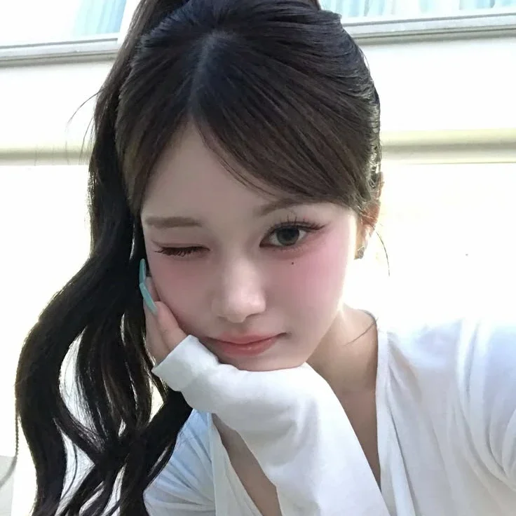 Mayu gallery image