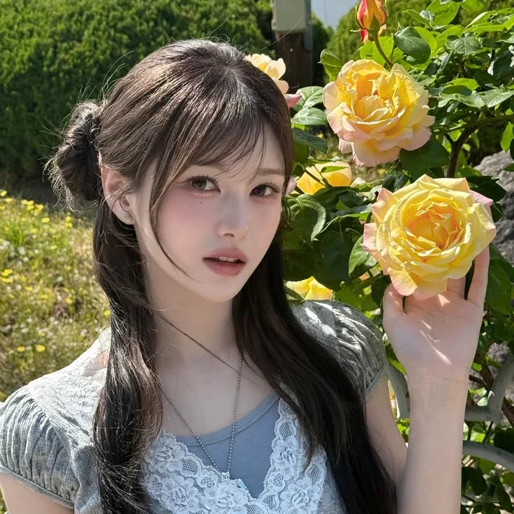 Mayu gallery image