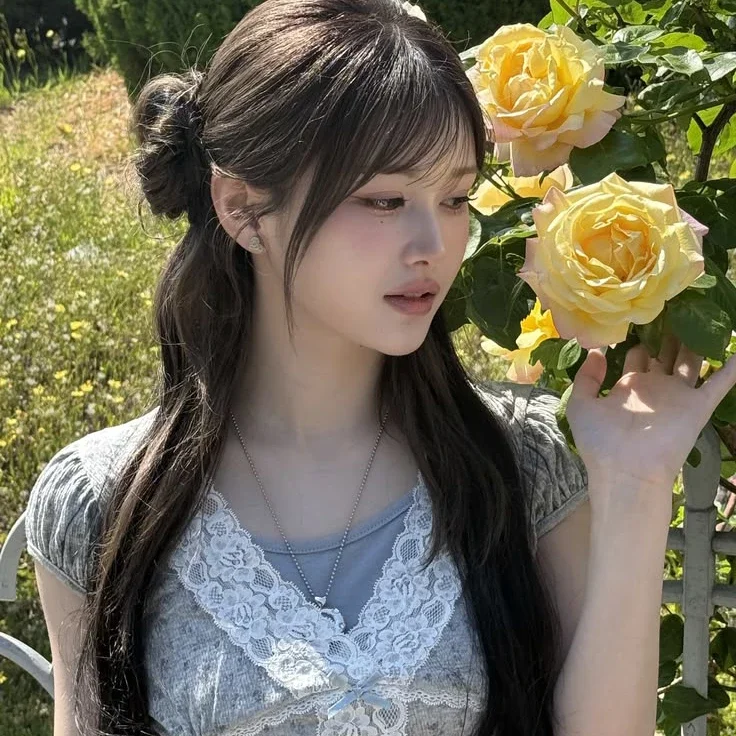 Mayu gallery image