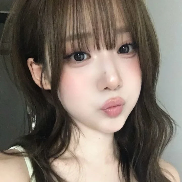 SeoYeon gallery image