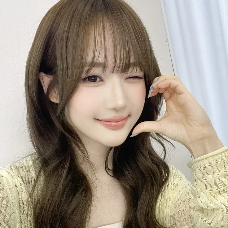 SeoYeon gallery image