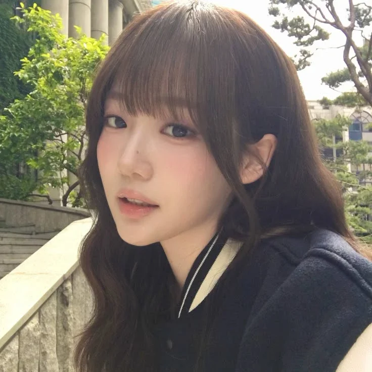 SeoYeon gallery image