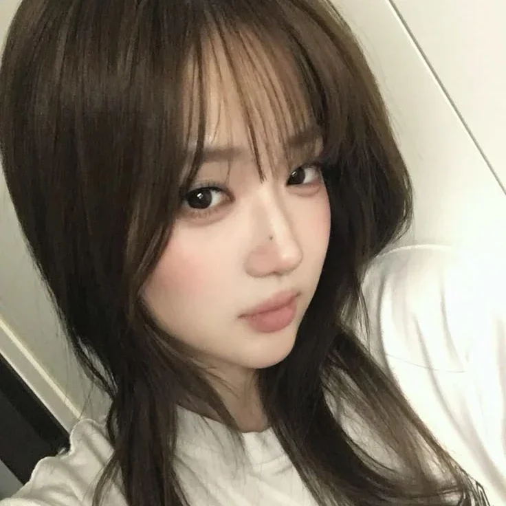SeoYeon gallery image