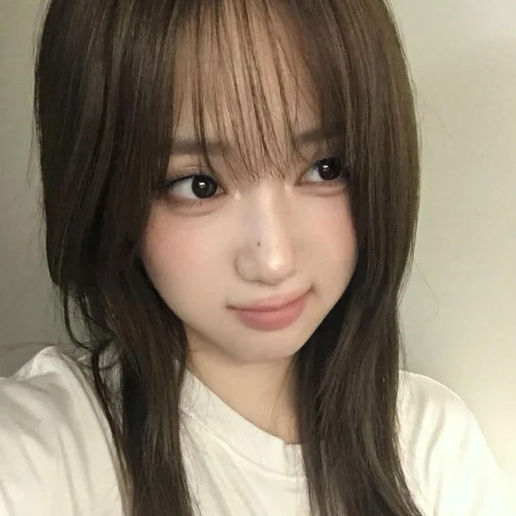 SeoYeon gallery image