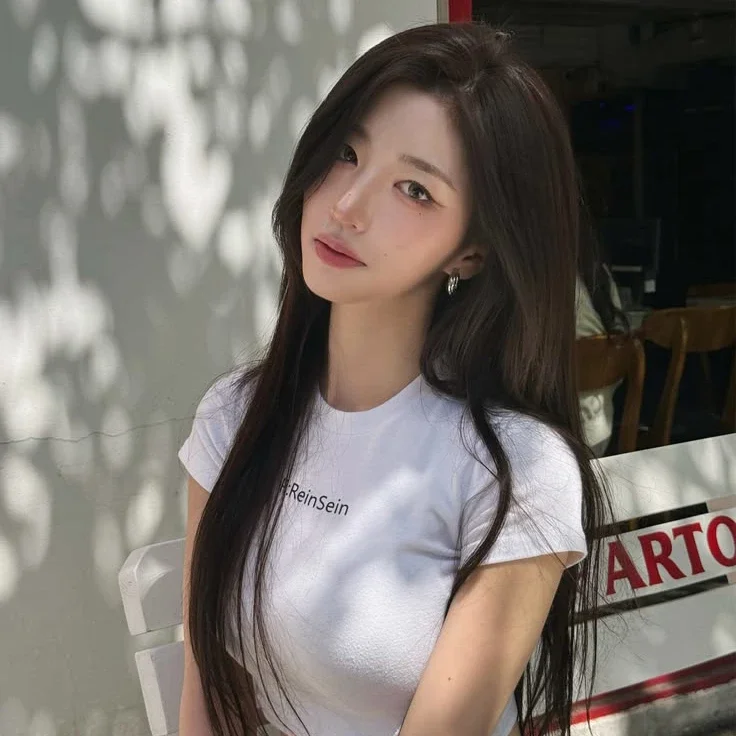 SoHyun gallery image