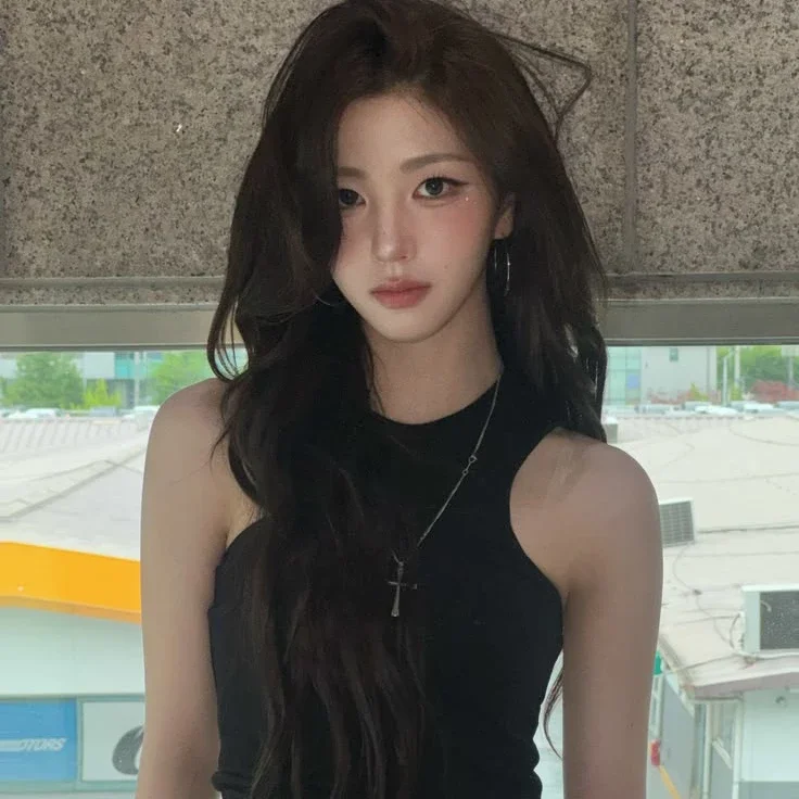 SoHyun gallery image
