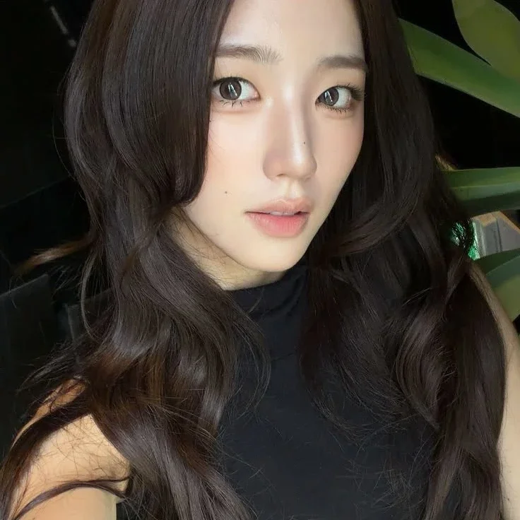 SoHyun gallery image