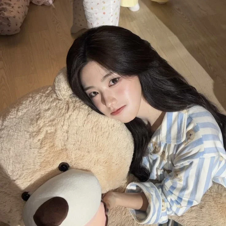 SoHyun gallery image