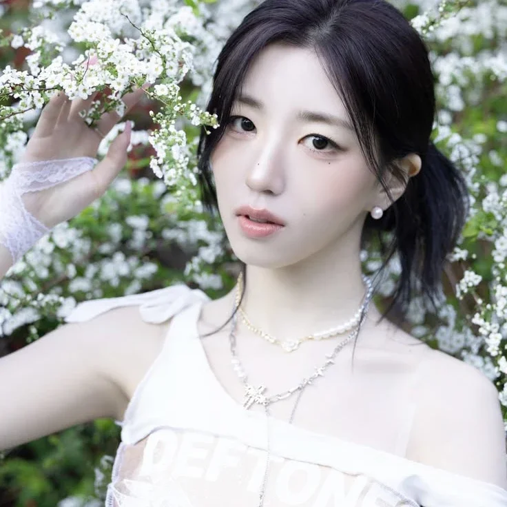 SoHyun gallery image