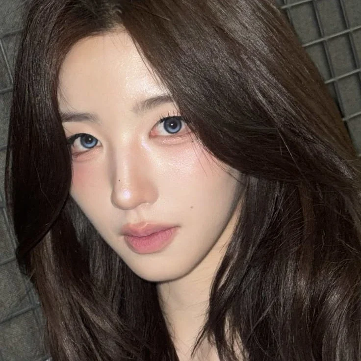 SoHyun gallery image