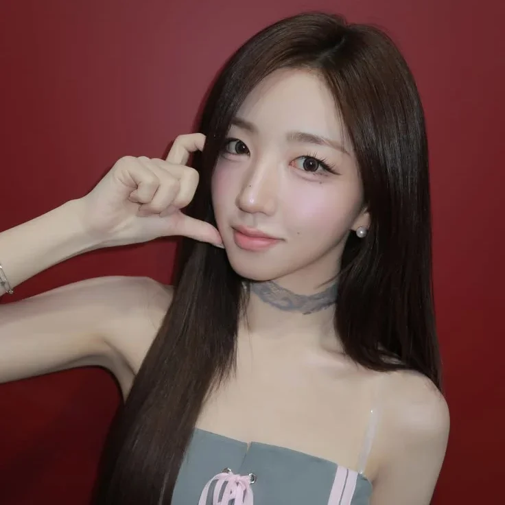 SoHyun gallery image